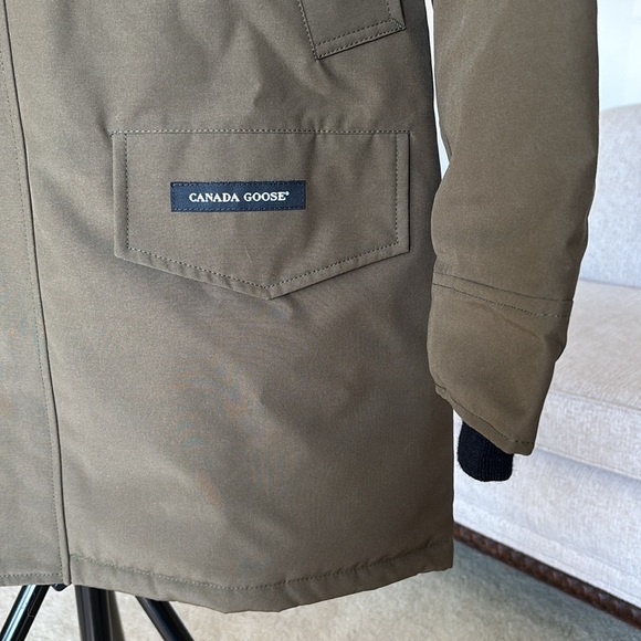 Canada Goose NWT Men’s Langford Heritage Parka Size M In Military Green w Fur - Picture 4 of 11